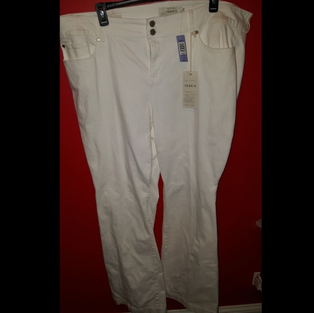 White torrid jeans